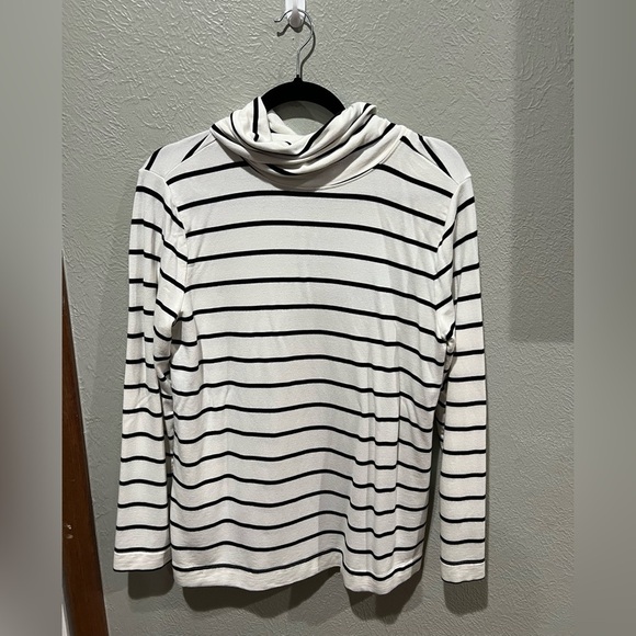 a new day Black and White Striped Top Turtleneck - Picture 1 of 4